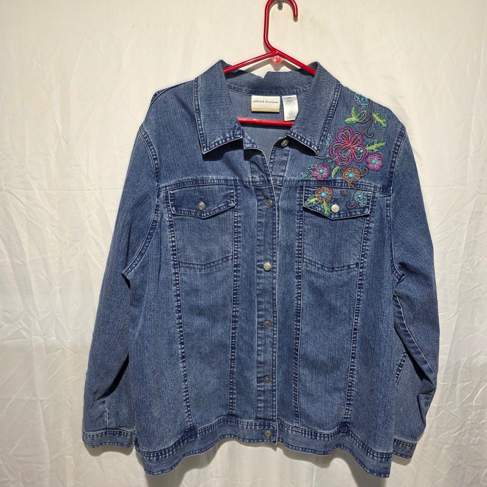 Alfred Dunner Woman Denim Jacket 18W Medium Wash Floral Embroidered Beaded Blue